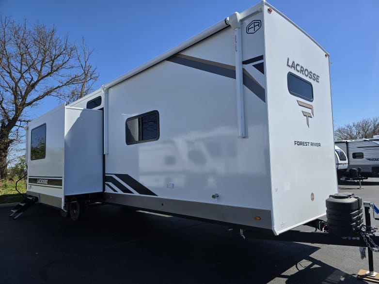 2026 Lacrosse 44PARK Travel Trailer