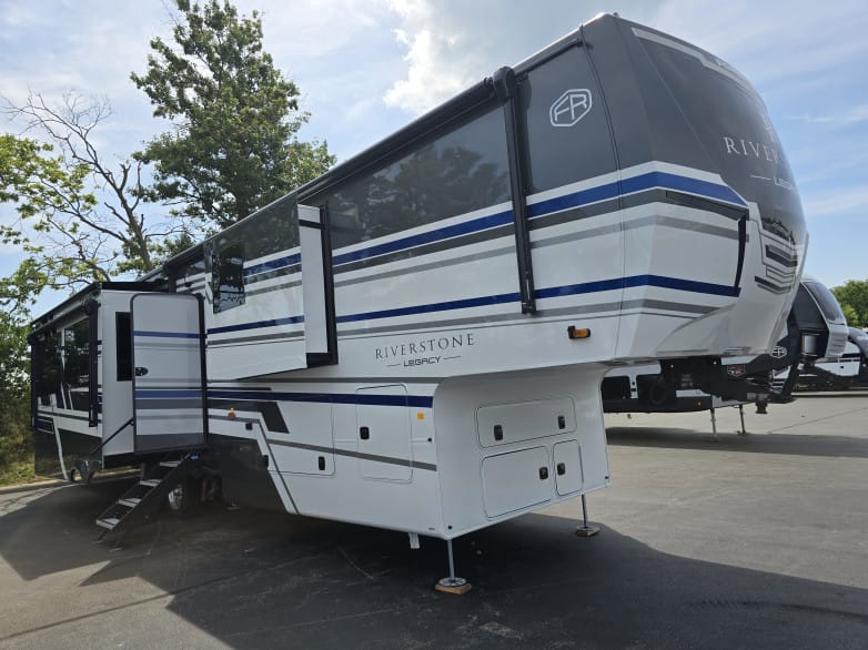 2027 Riverstone 39RKFB Fifth Wheel