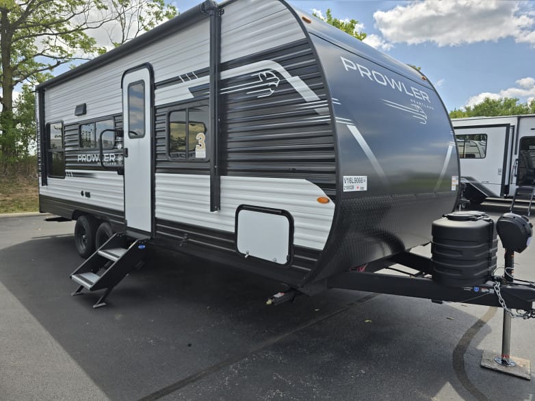 2027 Prowler 2100QB Travel Trailer photo 1
