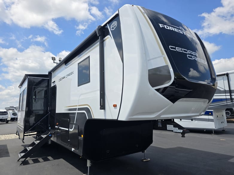 2027 Cedar Creek 380DB Fifth Wheel photo 1