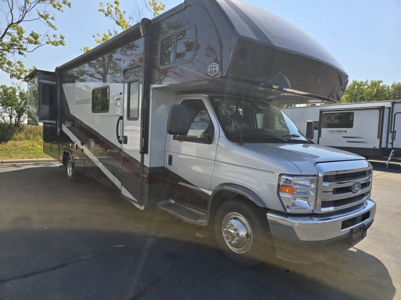 2027 Sunseeker Classic 3010DS Class C Motorhome