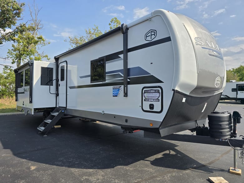 2027 Hemisphere 301FAM Travel Trailer