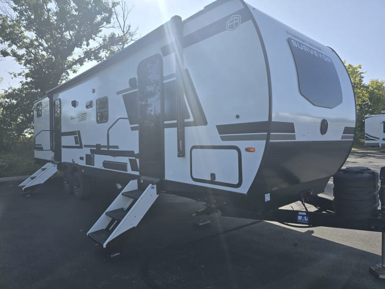 2027 Surveyor Legend 303BHLE Travel Trailer