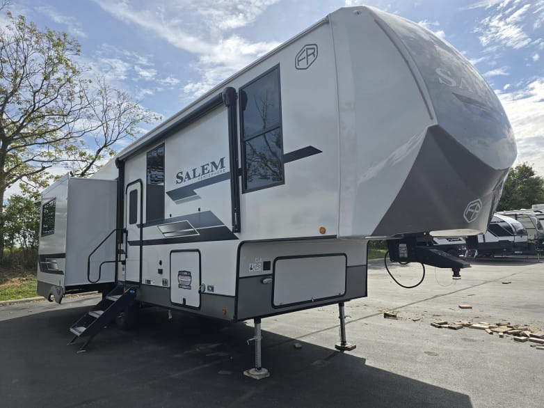 2027 Hemisphere 286RL Fifth Wheel