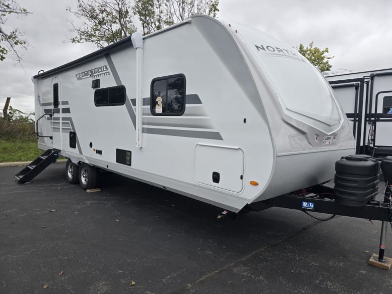 2027 North Trail 250CK Travel Trailer